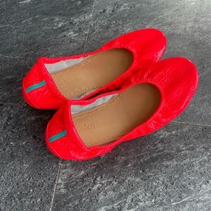 Tieks Infrared size 9– new